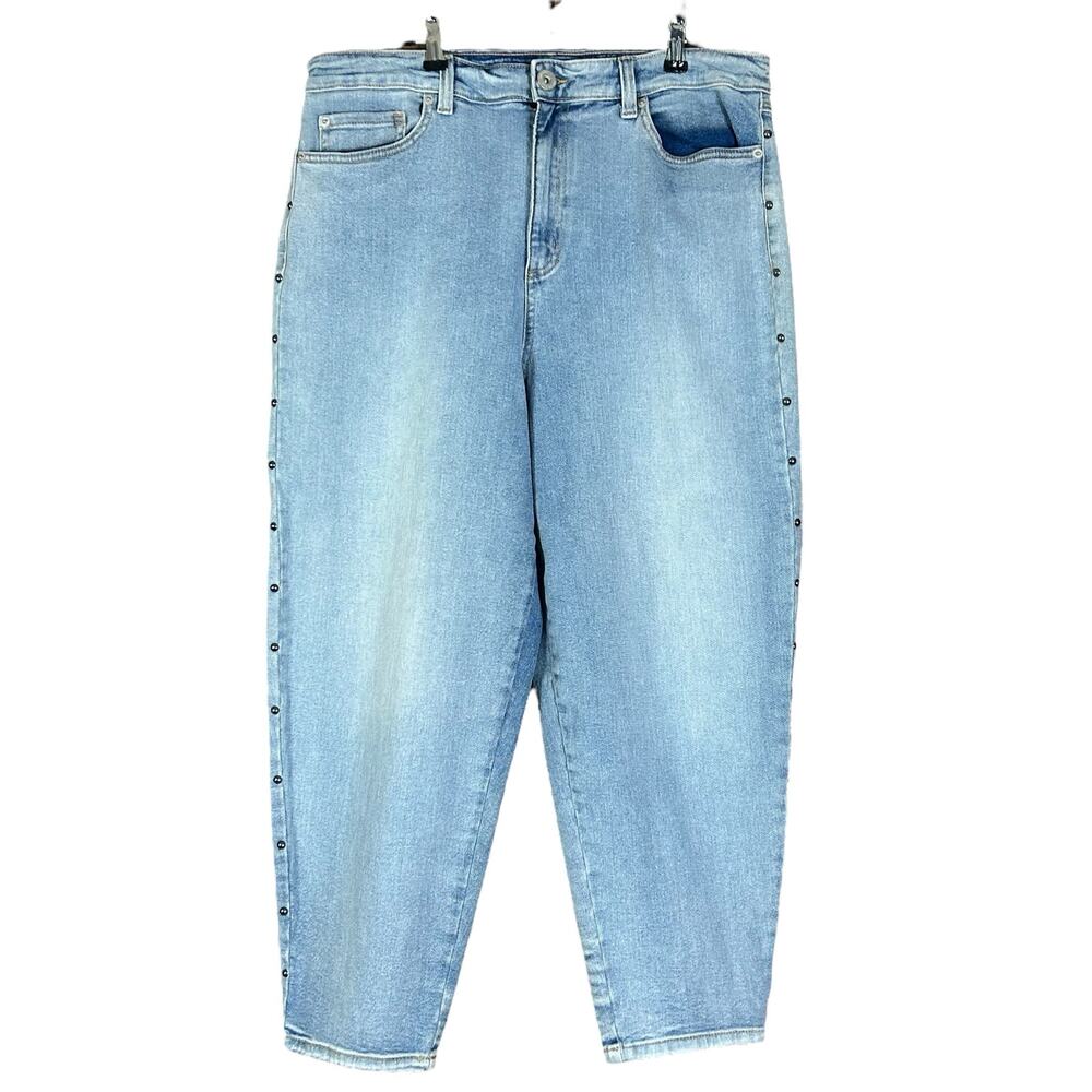 INC Mom Jeans Women Sze 14 Light Blue Stone Wash Studded High Rise Cropped Denim